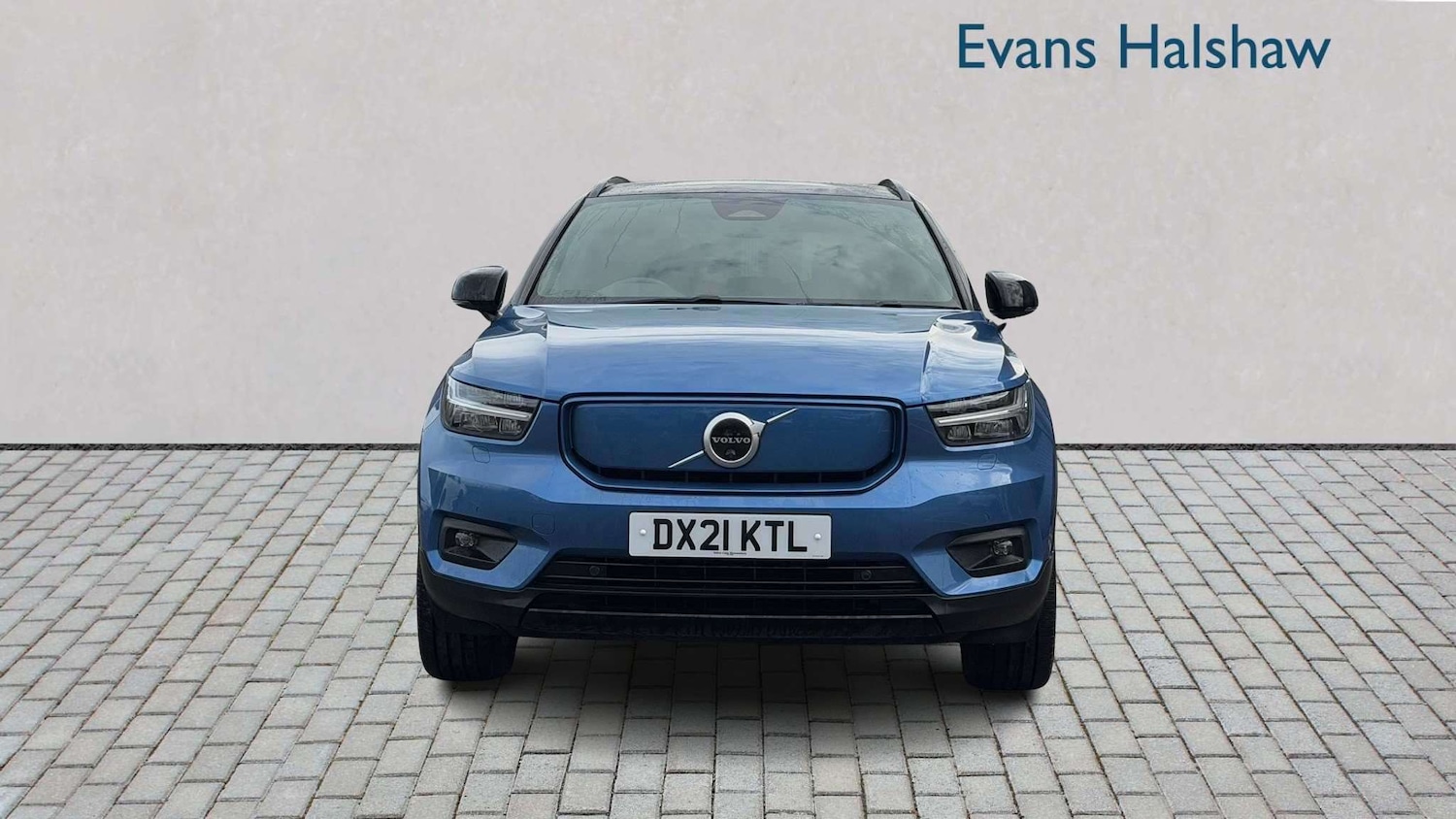 Used Volvo XC40 2021 for sale - 78161501: Photo 4