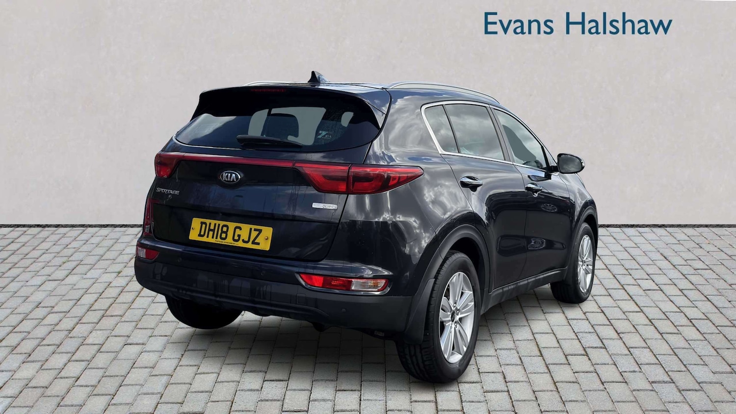 Used Kia Sportage 2018 for sale - 78024339: Photo 2