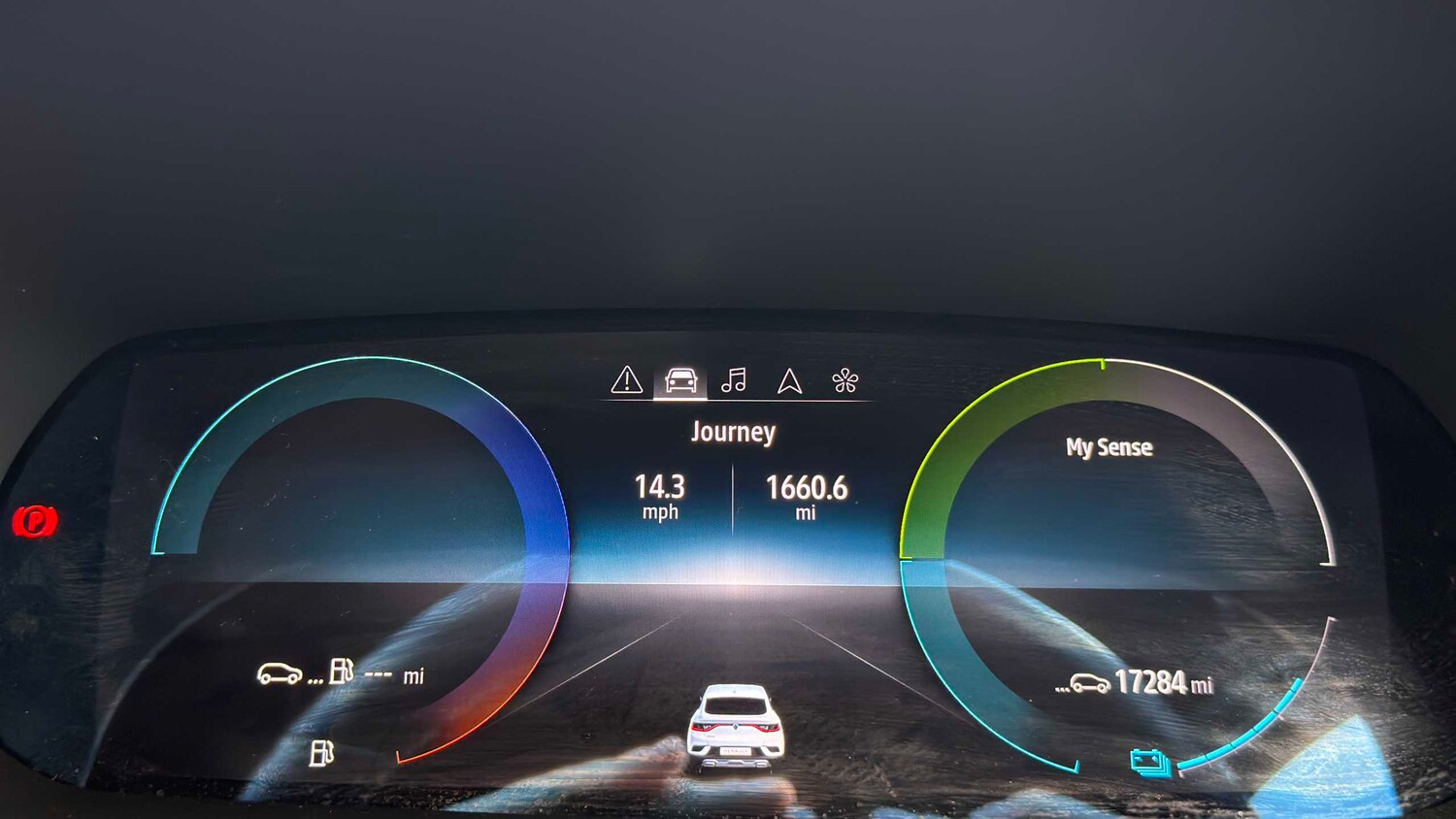 Used Renault Arkana 2023 for sale - 78187776: Photo 18