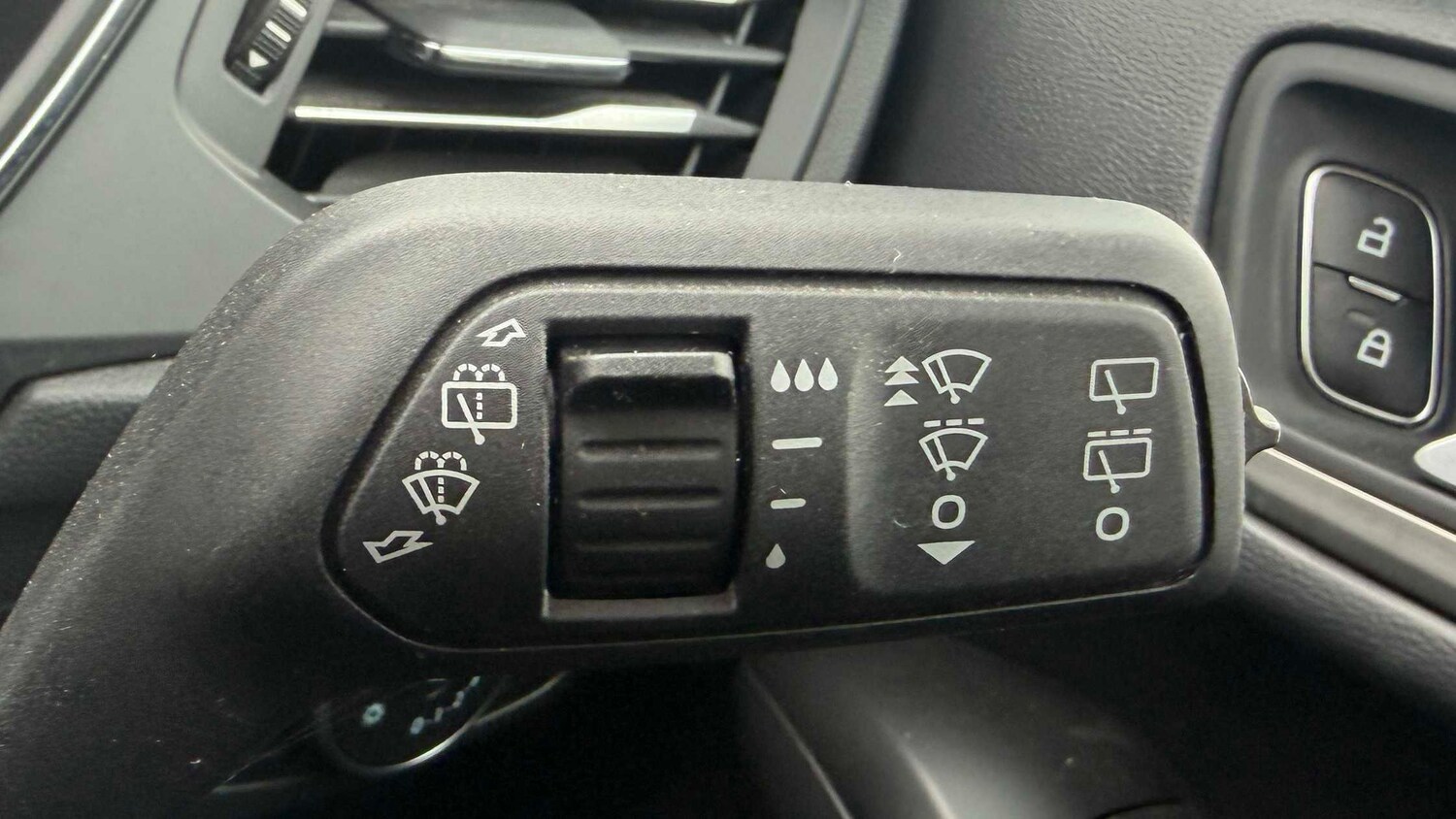 Used Ford Focus 2019 for sale - 78052336: Photo 13