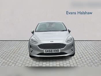 Used Ford Fiesta 2018 for sale - 79702444: Photo