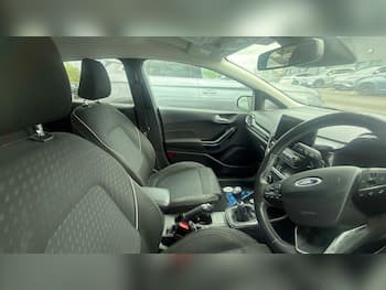 Used Ford Fiesta 2018 for sale - 79702444: Photo