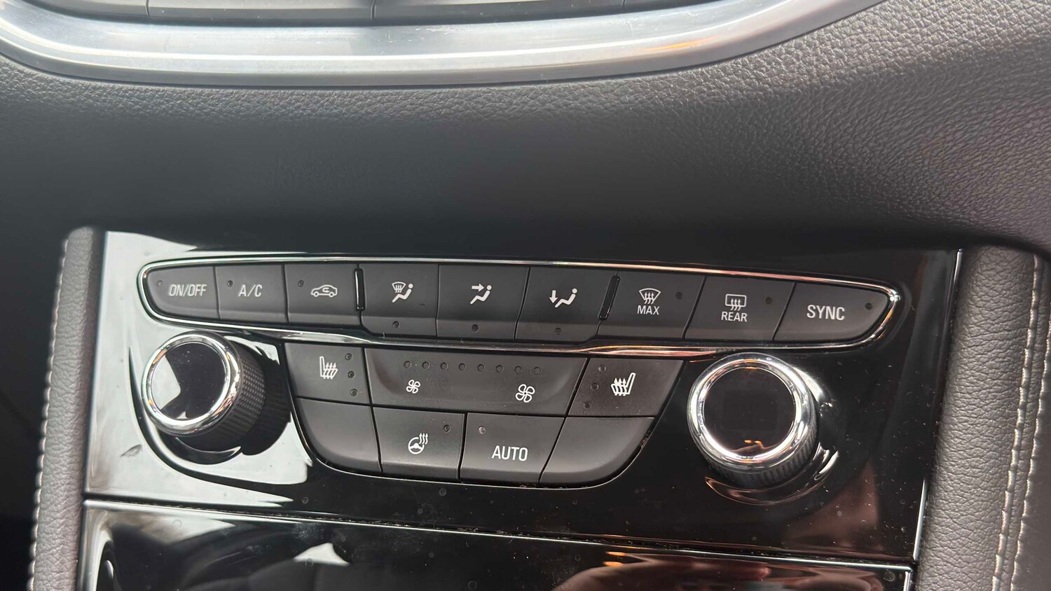 Used Vauxhall Astra 2016 for sale - 77914067: Photo 16