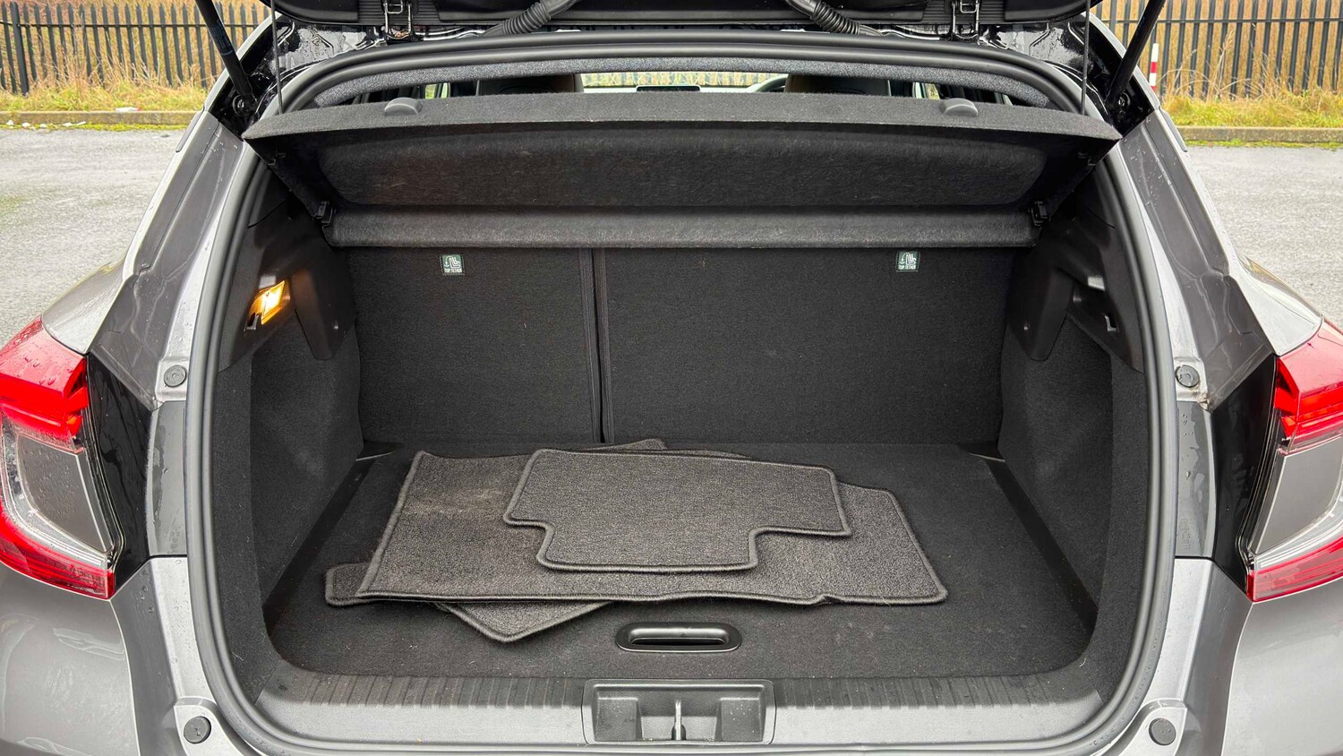 Used Renault Captur 2023 for sale - 77856522: Photo 11