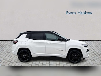Used Jeep Compass 2023 for sale - 78610576: Photo