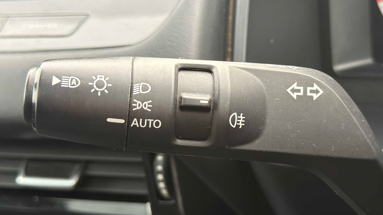 Used Nissan Qashqai for sale - 77861731: Photo 22