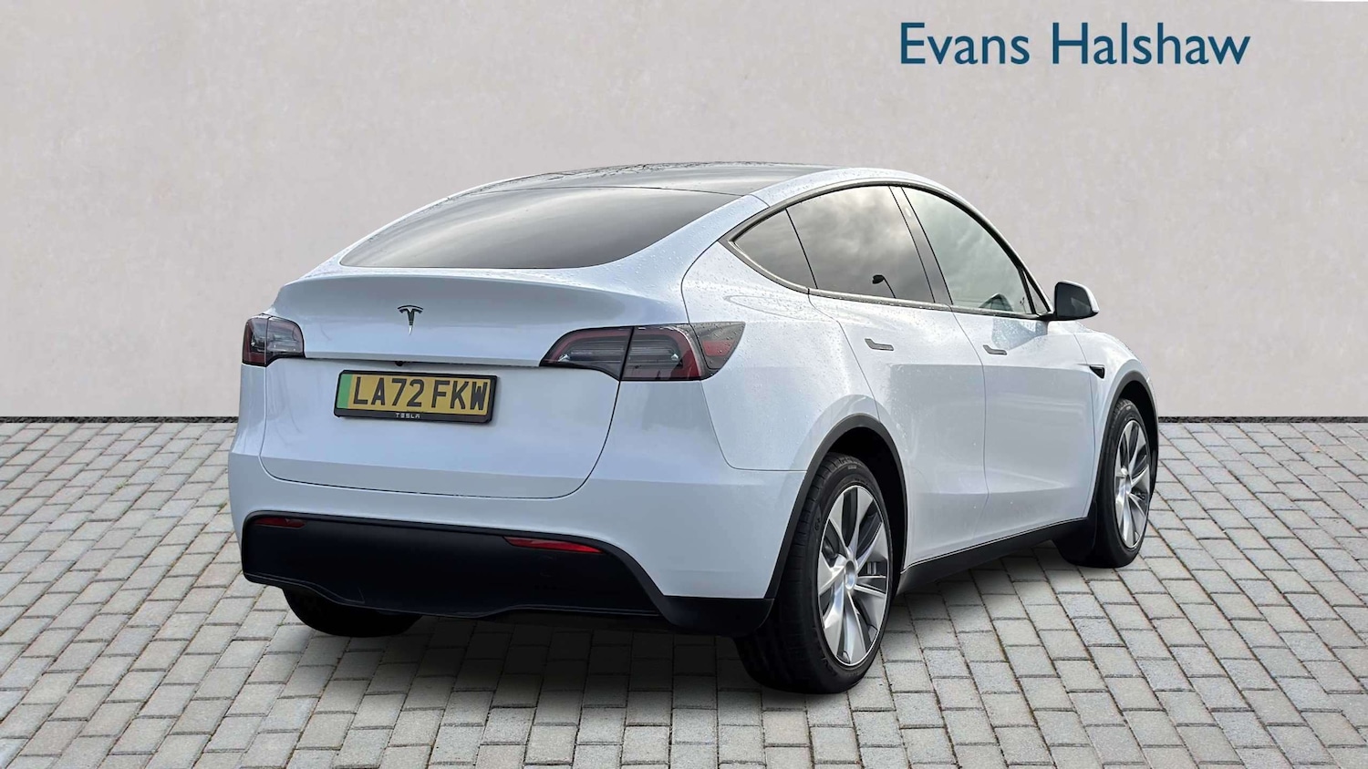 Used Tesla Model Y for sale - 77862410: Photo 2