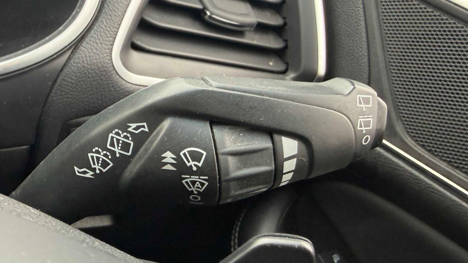 Used Ford Edge 2016 for sale - 77857055: Photo 17