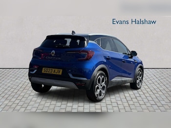 Used Renault Captur 2023 for sale - 78432953: Photo