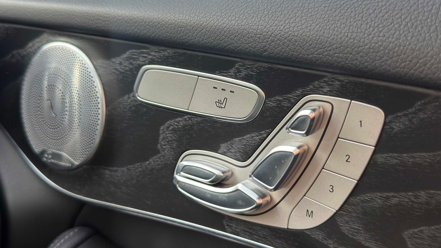 Used Mercedes-Benz GLC 2018 for sale - 78076944: Photo 12