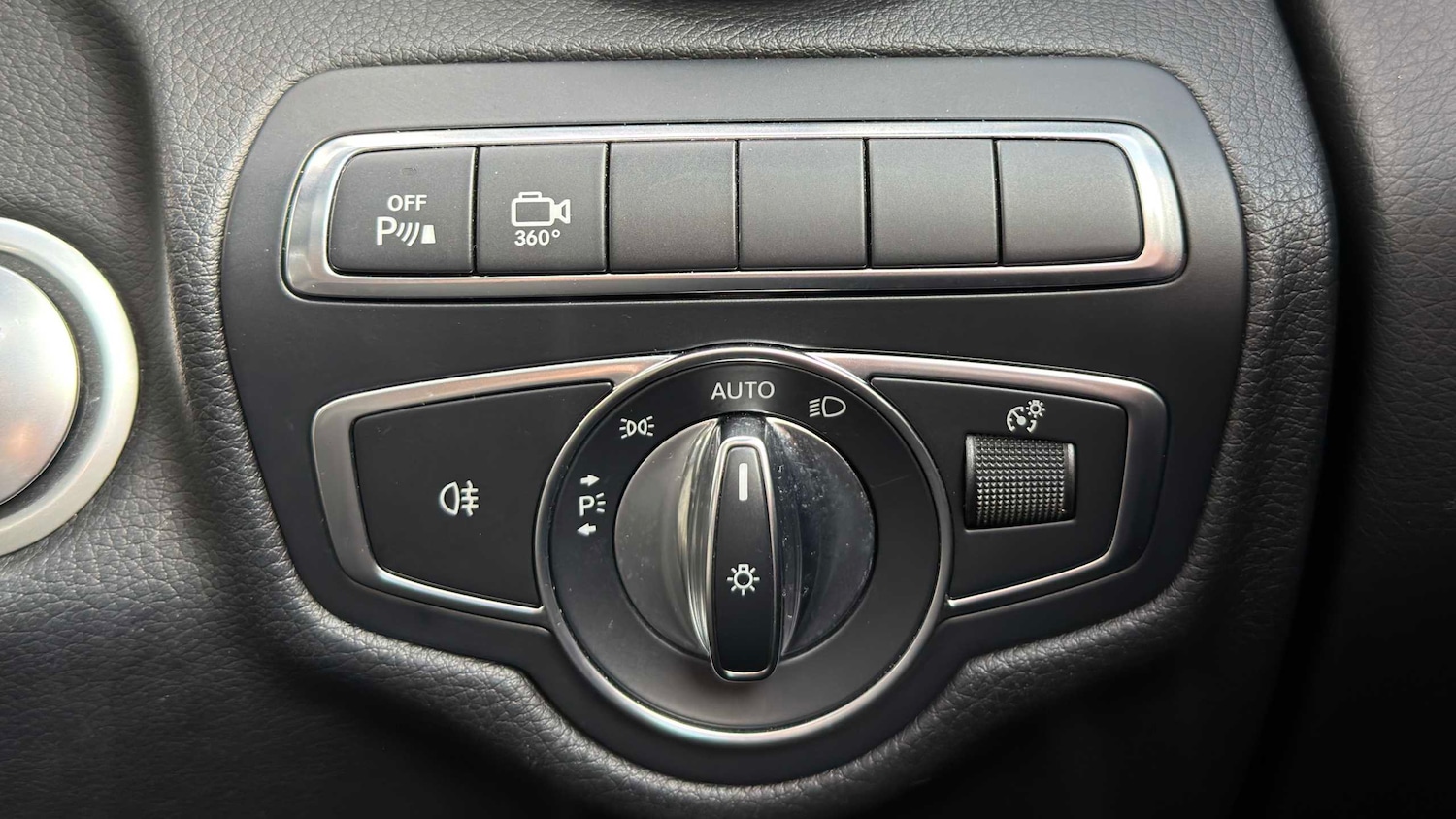 Used Mercedes-Benz GLC 2018 for sale - 78076944: Photo 13