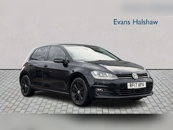 Used Volkswagen Golf 2017 for sale - 78118994: Photo