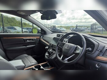 Used Honda CR-V 2018 for sale - 78551132: Photo
