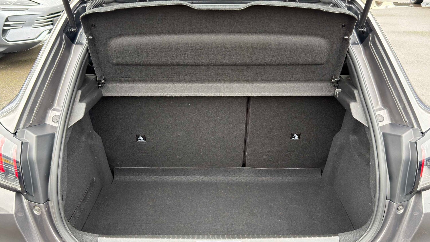 Used Peugeot 208 2022 for sale - 77857435: Photo 11