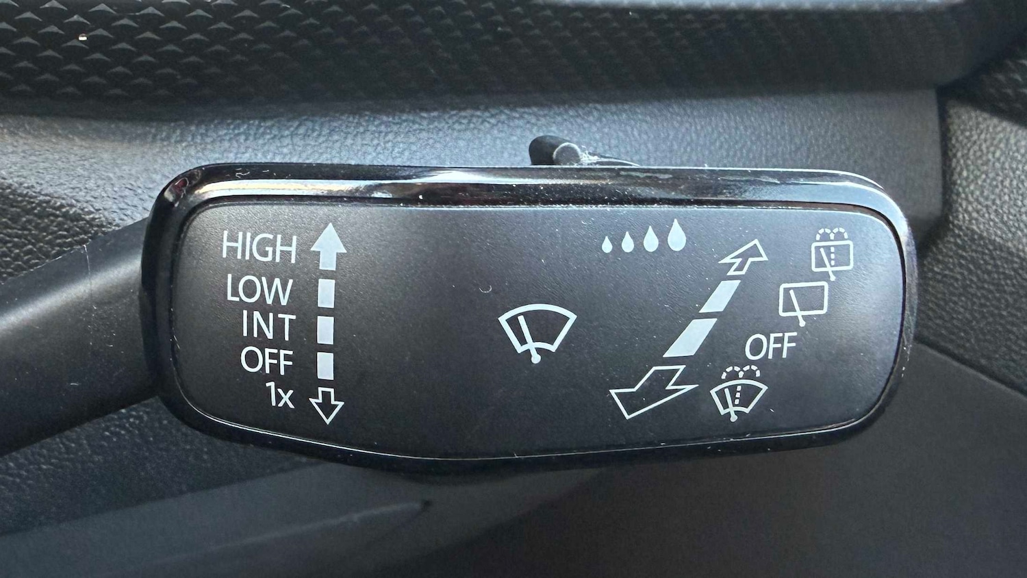 Used Volkswagen T-Cross 2020 for sale - 77862637: Photo 19