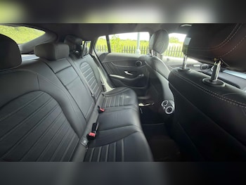 Used Mercedes-Benz GLC 2019 for sale - 78678633: Photo