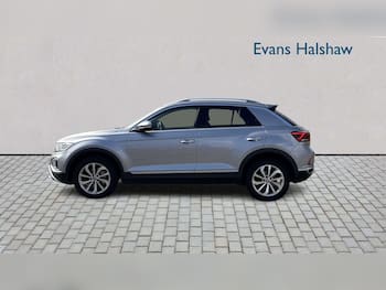 Used Volkswagen T-Roc 2023 for sale - 79637538: Photo