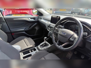 Used Ford Focus 2020 for sale - 78604236: Photo
