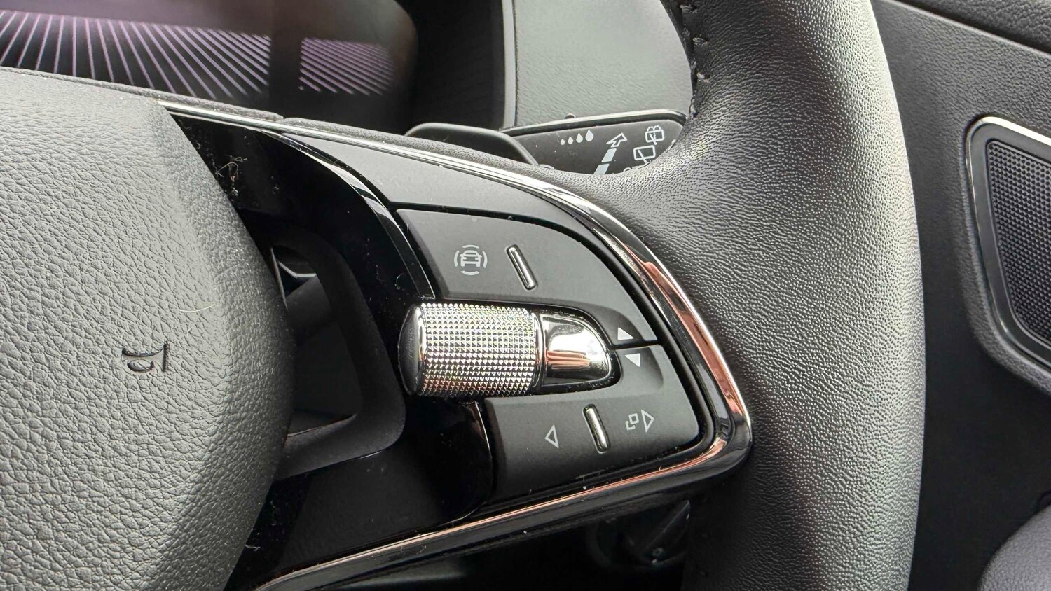 Used Skoda Karoq for sale - 77860289: Photo 14