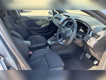 Used Renault Clio 2025 for sale - 78893565: Photo