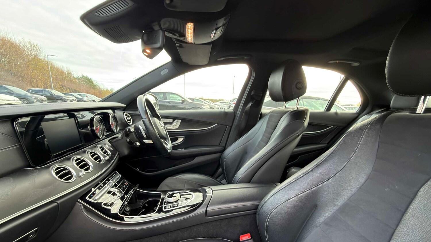 Used Mercedes-Benz E Class 2017 for sale - 77856550: Photo 8