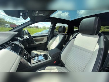 Used Land Rover Discovery Sport 2020 for sale - 78507529: Photo