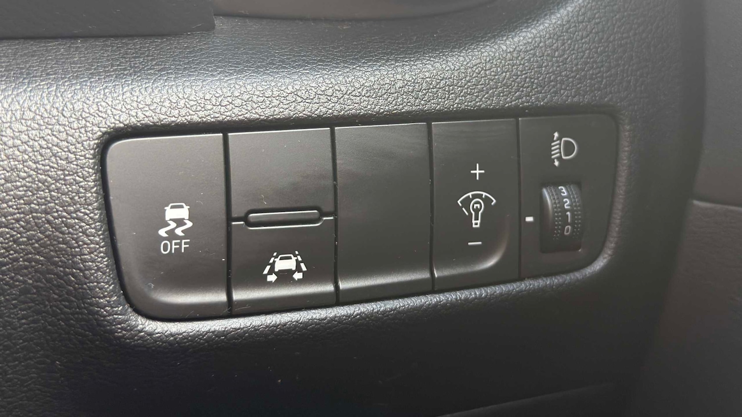 Used Hyundai KONA 2018 for sale - 77857250: Photo 17