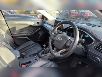 Used Ford Focus 2020 for sale - 78419782: Photo