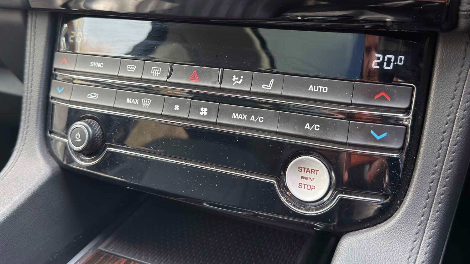 Used Jaguar F-Pace 2018 for sale - 77859214: Photo 15