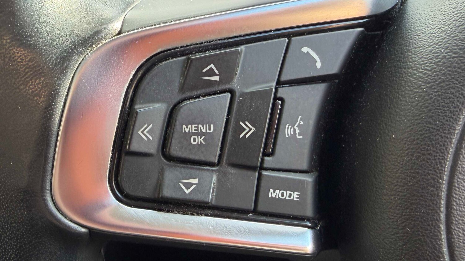 Used Jaguar F-Pace 2018 for sale - 77859214: Photo 19