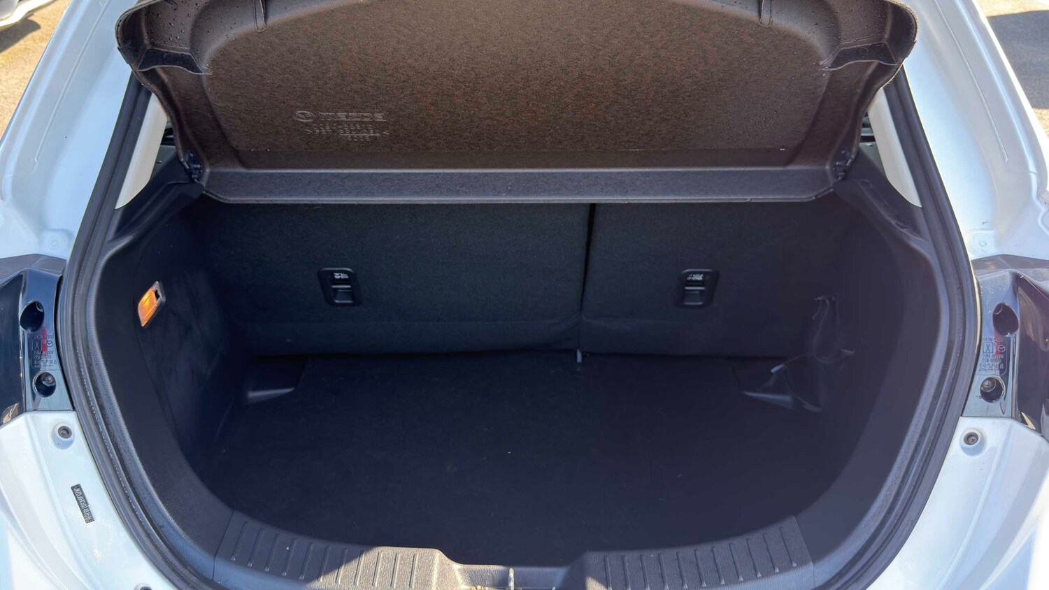 Used Mazda Mazda2 2024 for sale - 77960954: Photo 11