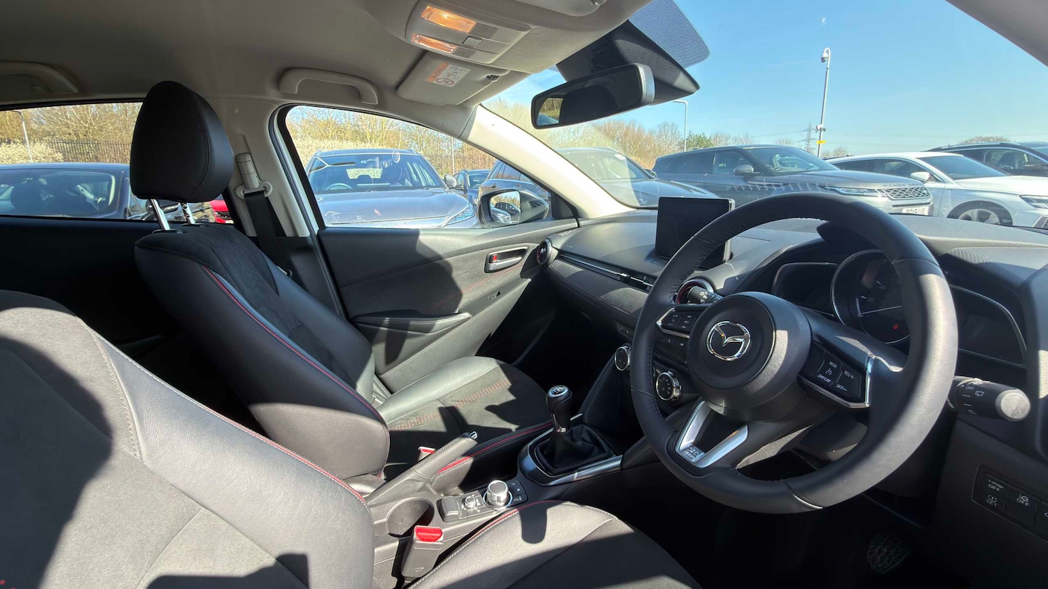 Used Mazda Mazda2 2024 for sale - 77960954: Photo 3