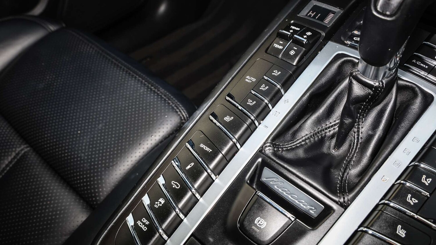 Used Porsche Macan 2018 for sale - 77960799: Photo 16