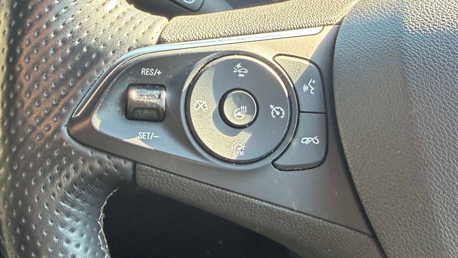 Used Vauxhall Insignia 2018 for sale - 77960838: Photo 12