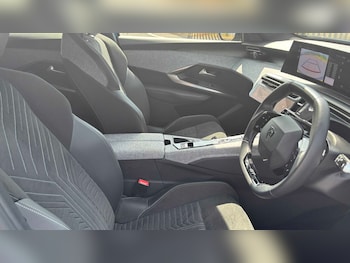 Used Peugeot 3008 2024 for sale - 79147945: Photo