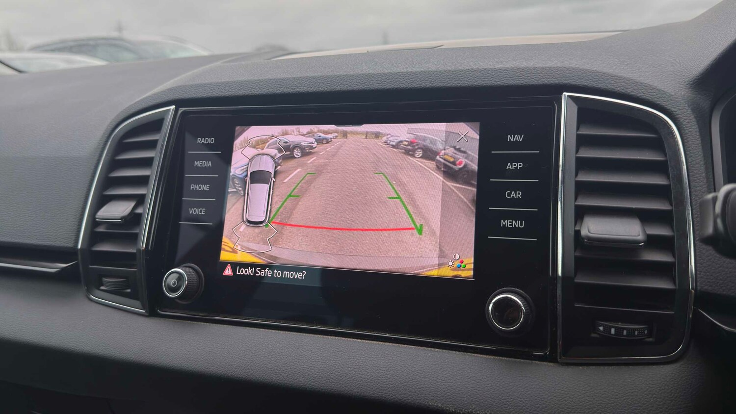 Used Skoda Karoq 2023 for sale - 77857853: Photo 18