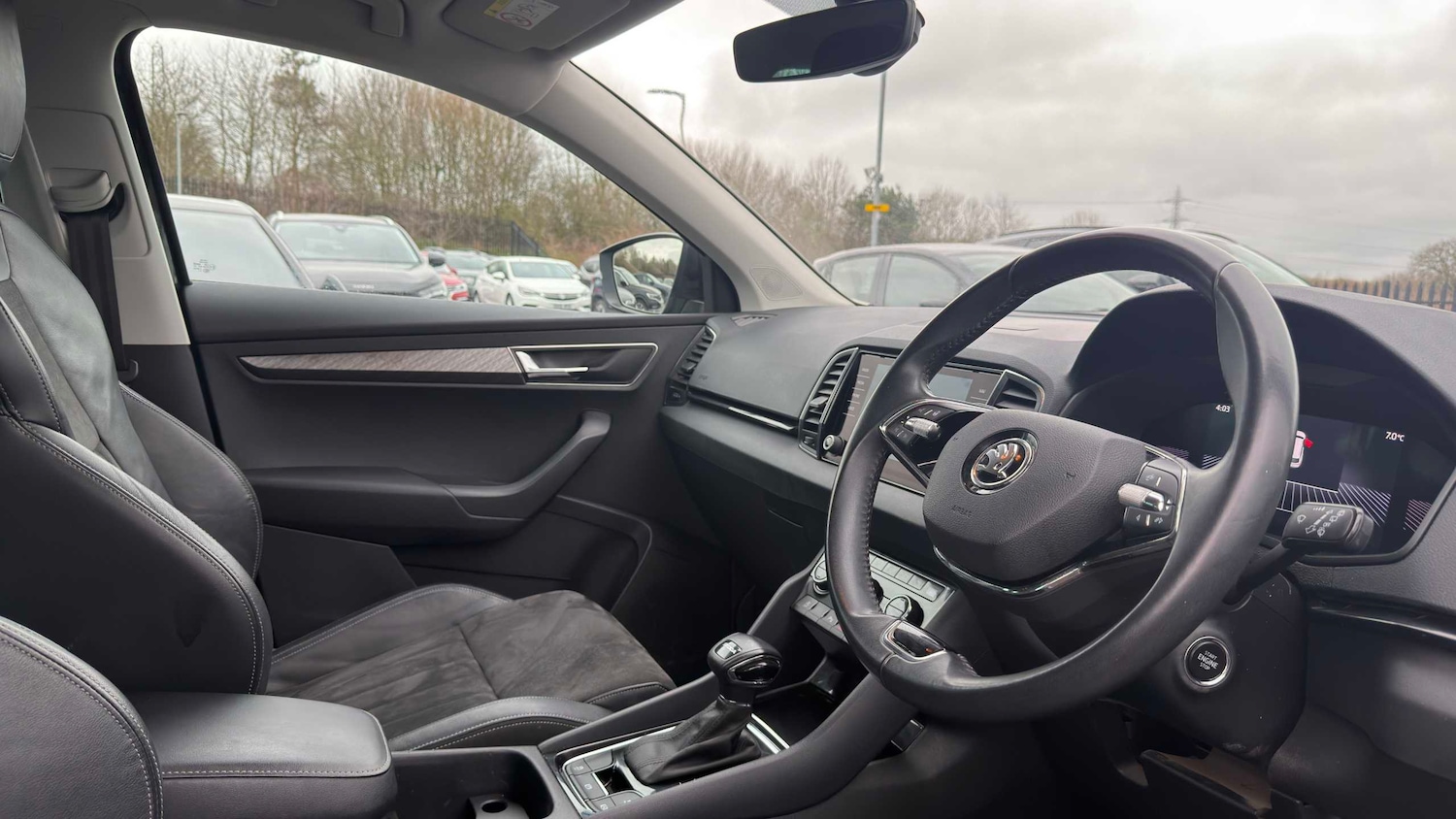 Used Skoda Karoq 2023 for sale - 77857853: Photo 3