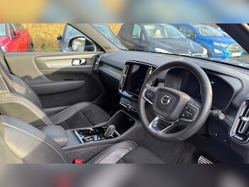 Used Volvo XC40 2020 for sale - 77856442: Photo