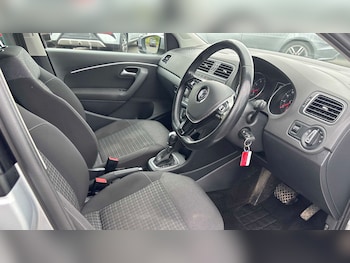 Used Volkswagen Polo 2016 for sale - 78913394: Photo