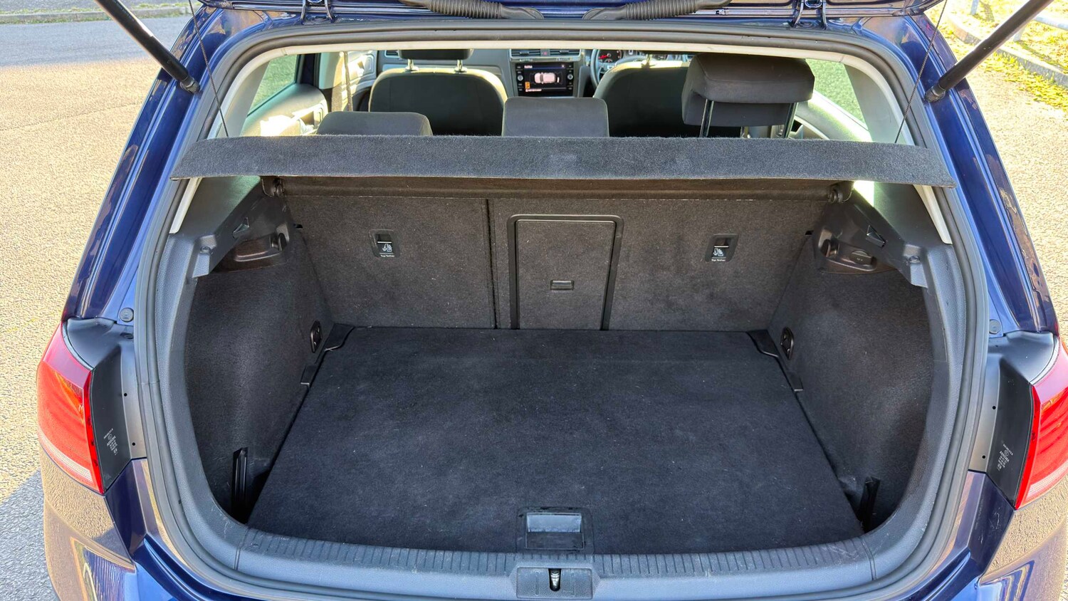 Used Volkswagen Golf 2019 for sale - 77856647: Photo 11