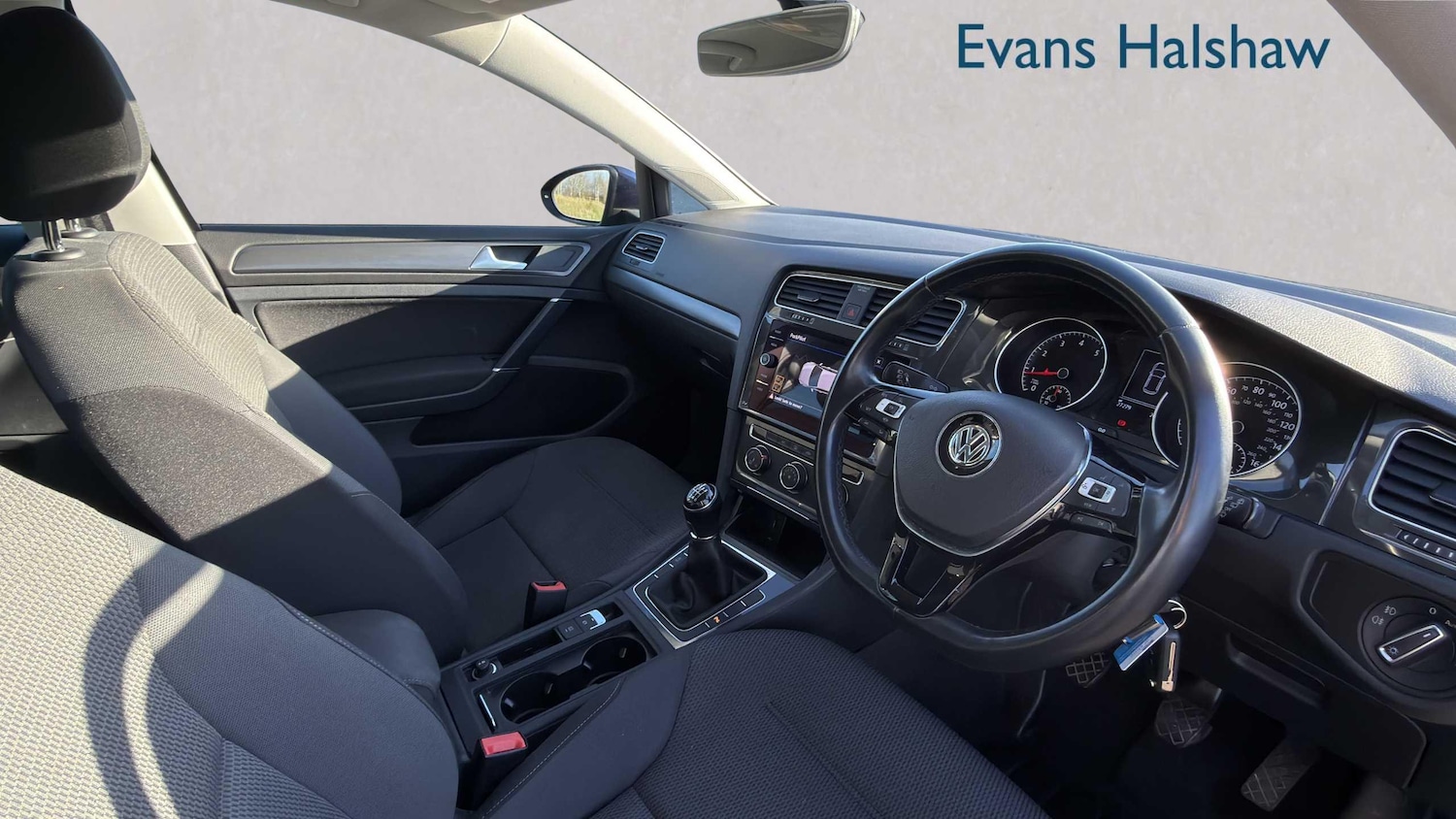 Used Volkswagen Golf 2019 for sale - 77856647: Photo 3