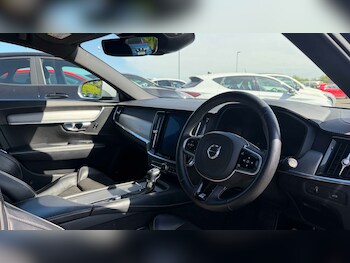 Used Volvo V90 2018 for sale - 78432801: Photo
