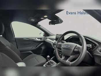 Used Ford Focus 2018 for sale - 78209106: Photo