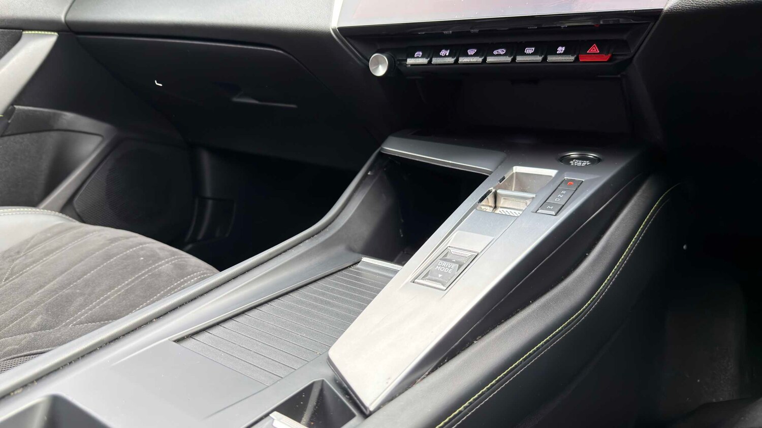 Used Peugeot 408 for sale - 77859800: Photo 14