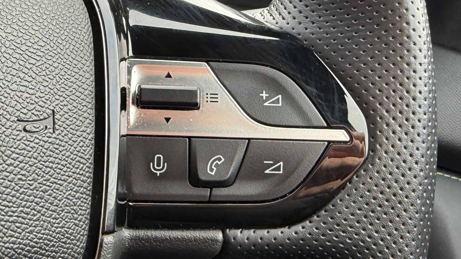 Used Peugeot 408 for sale - 77859800: Photo 16