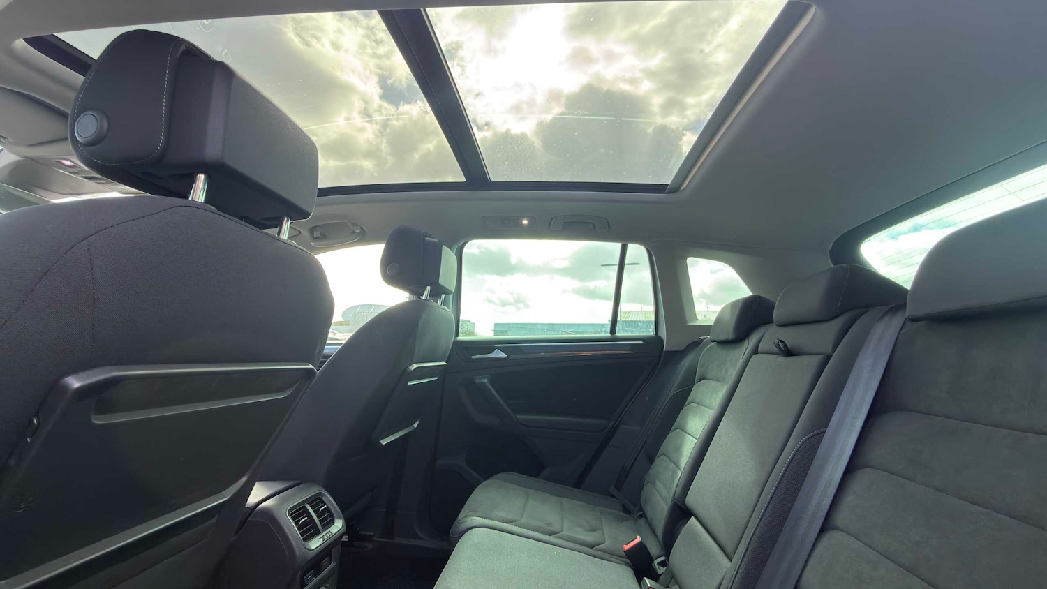 Used Volkswagen Tiguan 2019 for sale - 78024040: Photo 9