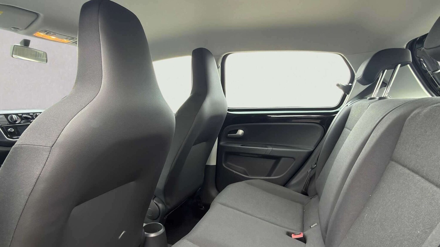 Used Volkswagen up! 2020 for sale - 78137546: Photo 9