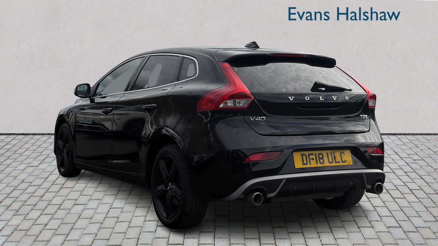 Used Volvo V40 2018 for sale - 78037449: Photo 2