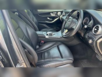 Used Mercedes-Benz GLC 2018 for sale - 79015253: Photo