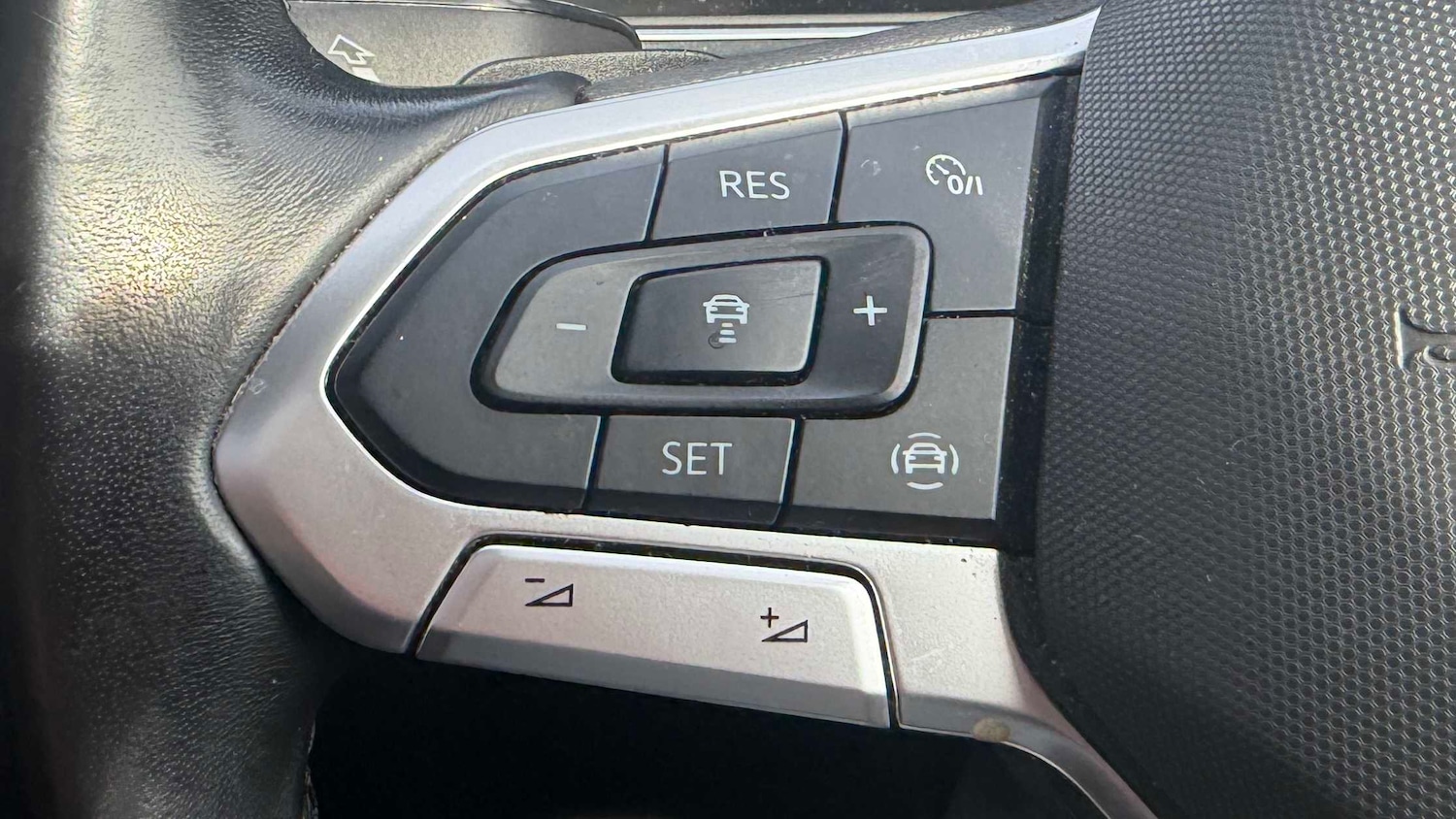 Used Volkswagen Tiguan 2021 for sale - 77972977: Photo 12